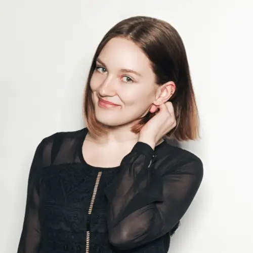 Anastasiia Khlystova, Content Marketing Manager at HelpCrunch recommends Pipedrive